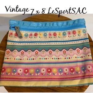 LeSportSAC Vintage Pouch
